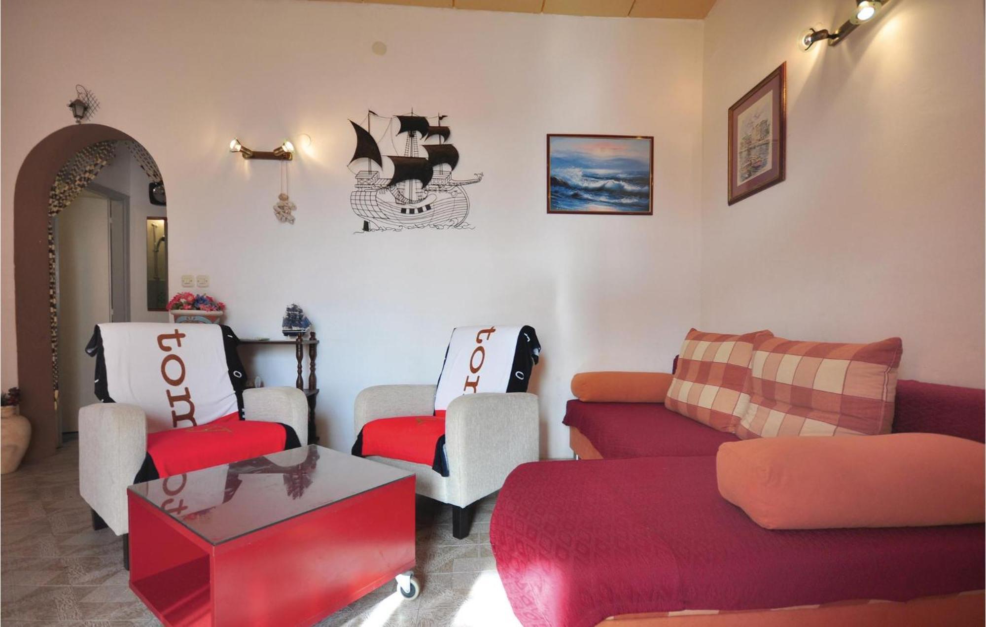 Awesome Home In Seget Vranjica With Wifi Exterior foto