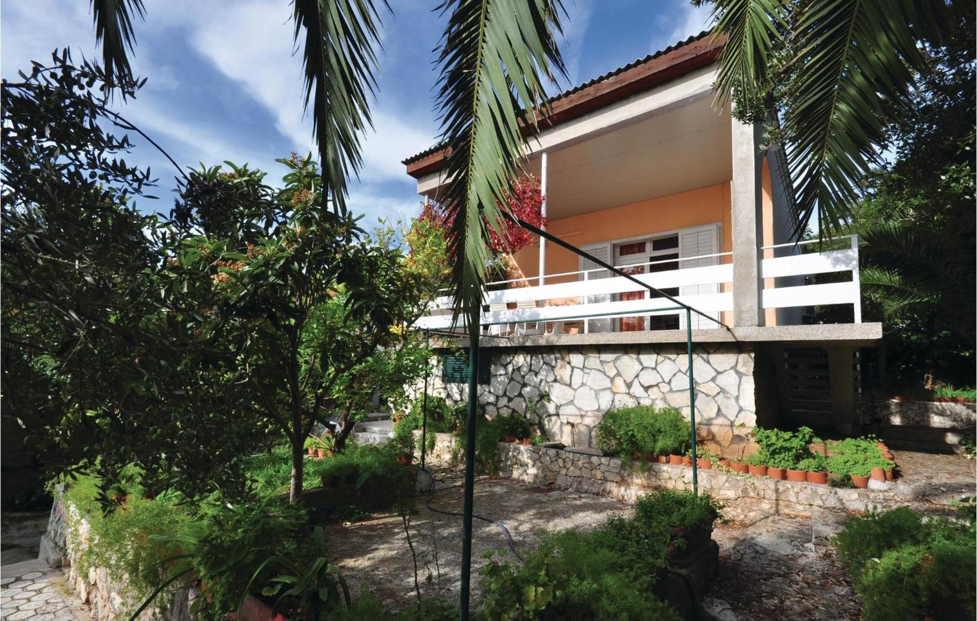 Awesome Home In Seget Vranjica With Wifi Exterior foto